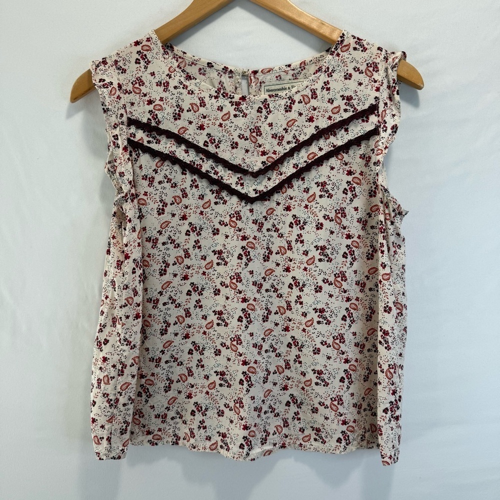 Abercrombie & Fitch Floral Blouse Whimsical boho Crop sleeve size S